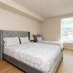 Cozy 2Br Apt In Downtown La With Pool & Hot Tub